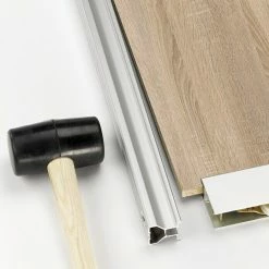 BAUHAUS Room Plaza Easy Schiebetür-Bau-Set Eiche Geplankt/Eiche Trüffel, Profilfarbe: Silber -Schränke Möbel Mall 12 181